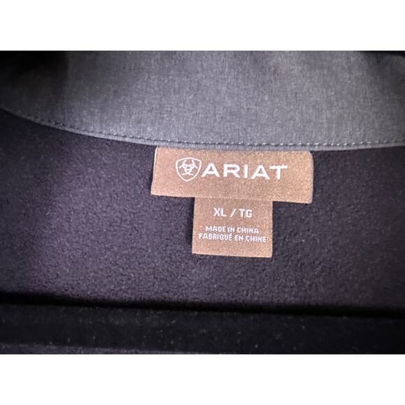 Ariat Logo 2.0 Softshell Jacket Mens Extral Large XL Grey American Flag 10041618 - Picture 8 of 12